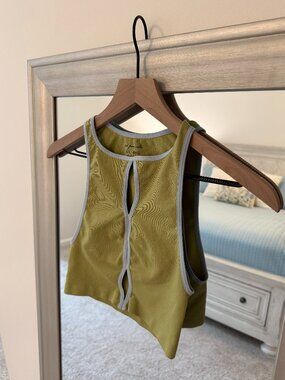Urban Outfitters Women's Green Cutout Pale Blue Trim Cropped Tank Top Size M/L